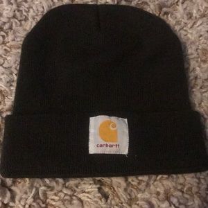Carhartt olive beanie